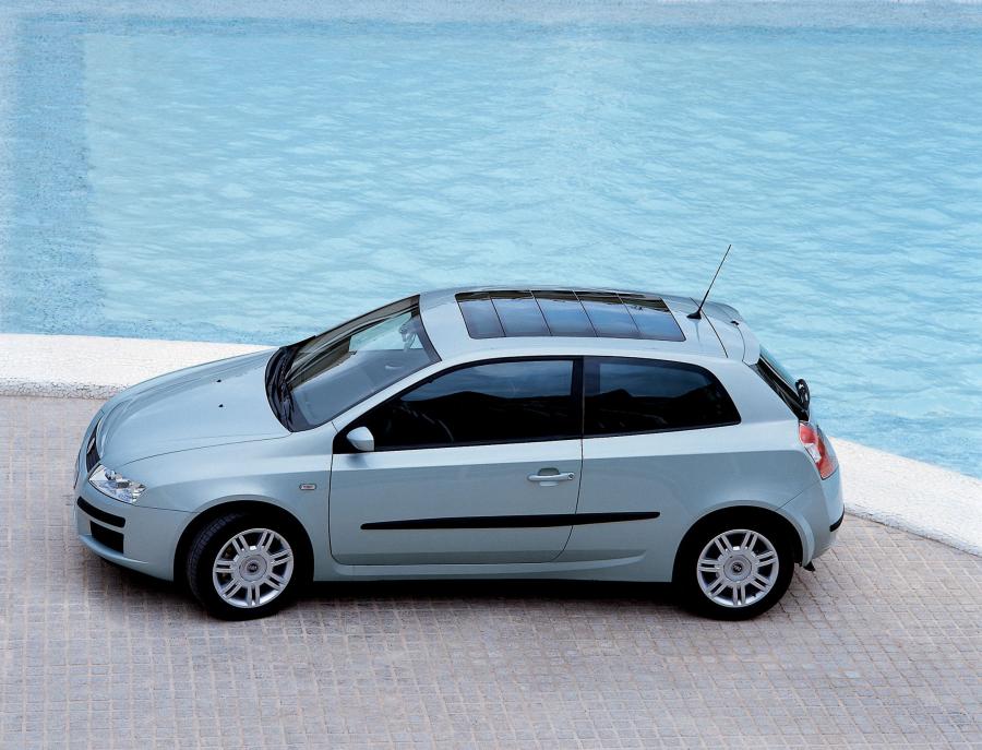  Fiat Stilo 2002 года  (фото 105 из 177)